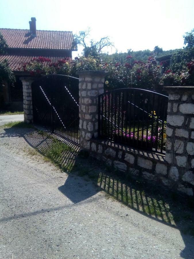 Sobe Seka Hotel Голубац Екстериор снимка